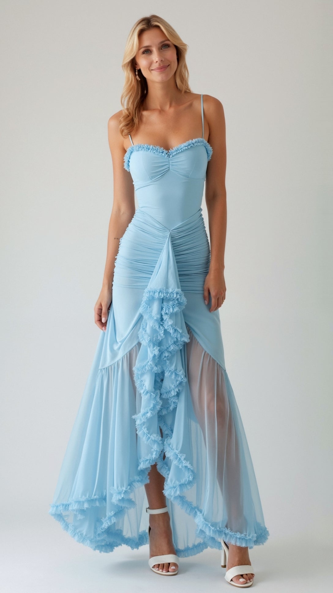 Rizile | Robe maxi asymétrique à encolure en forme de cœur