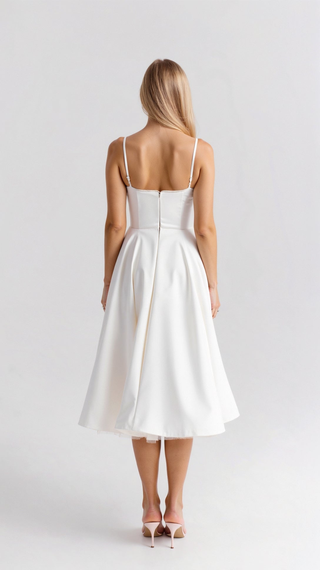 Rizile | Robe midi en tulle à décolleté cœur