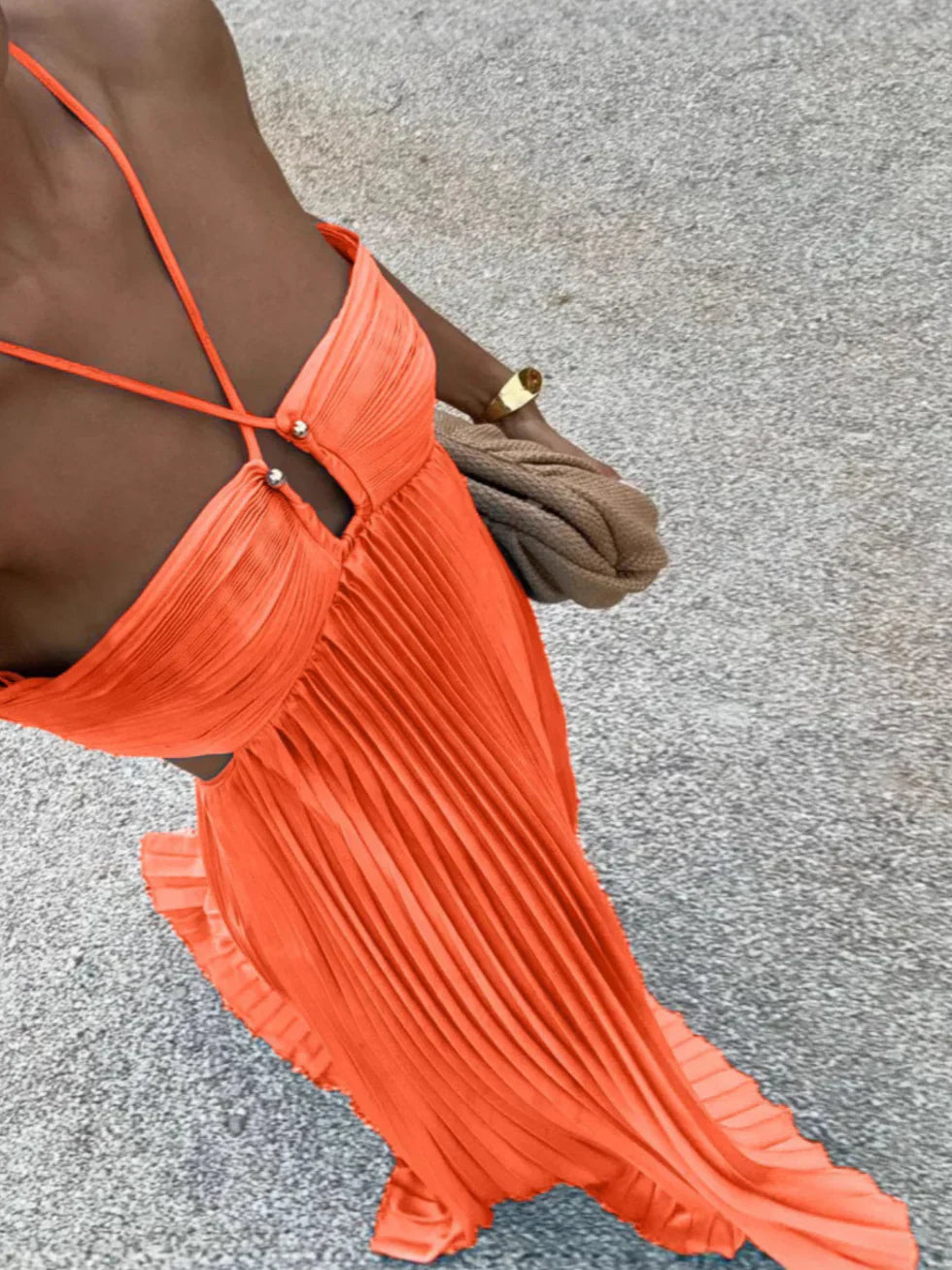 Patricia | Vestido largo plisado de mujer con cuello halter - Naranja