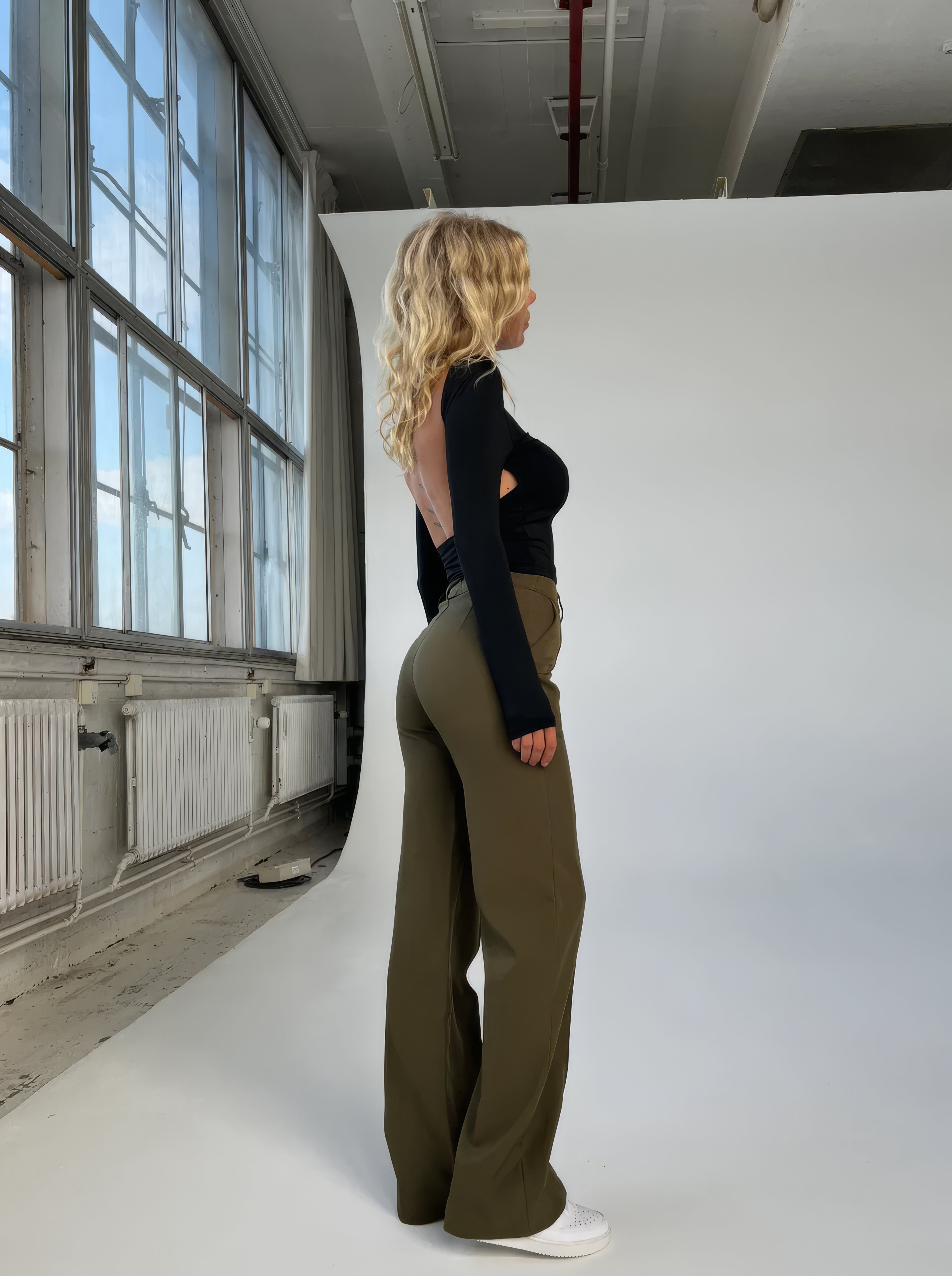 Pantalon taille haute | Jambe droite, coupe classique
