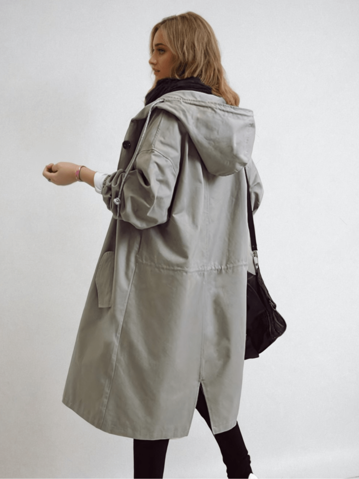 Dolores | Gabardina de mujer con capucha, oversize - foto 8