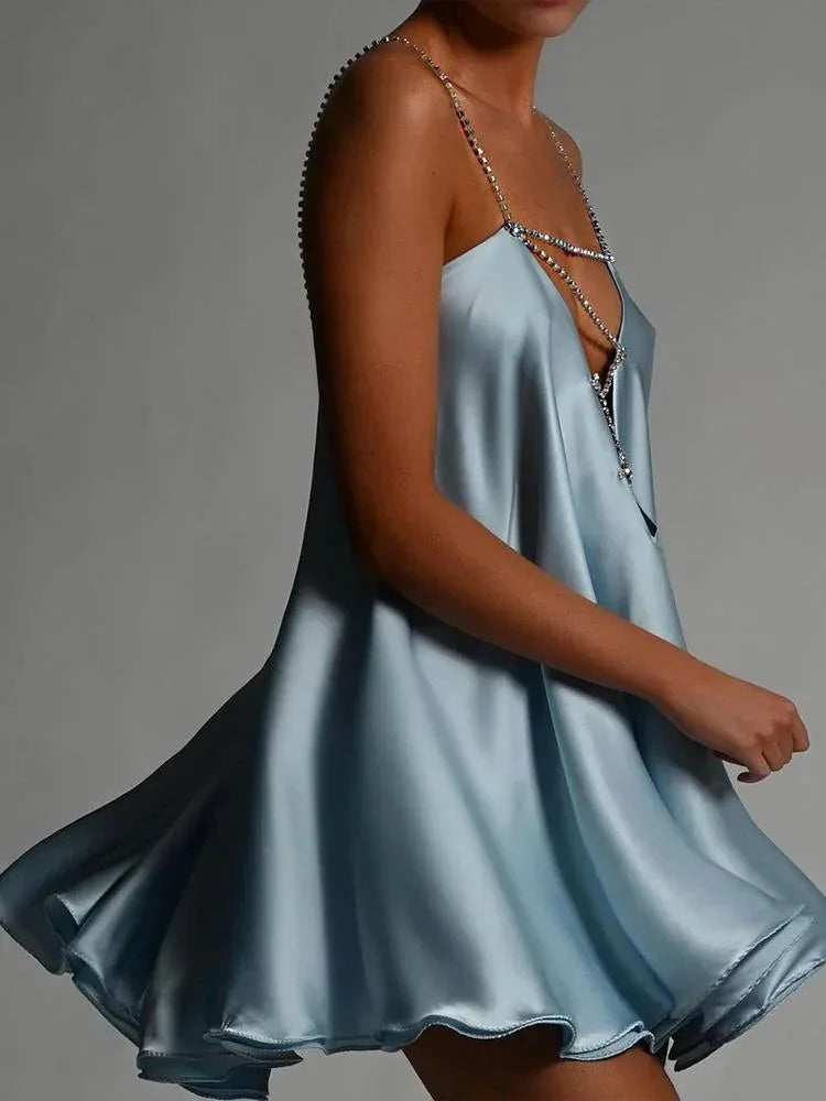 Elena | Vestido corto de satén con pedrería - Azul