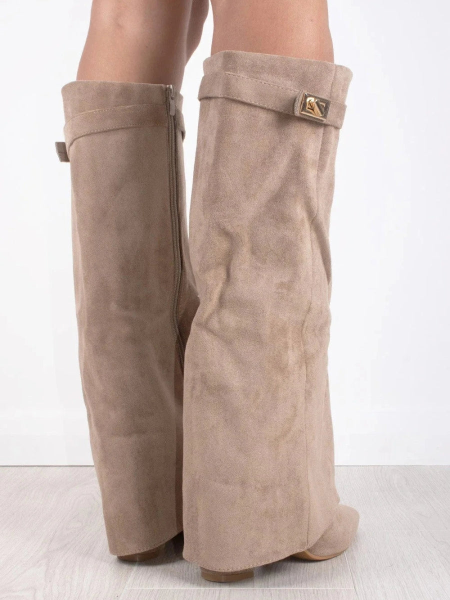 Manuela | Botas altas de ante con tacón - foto 11